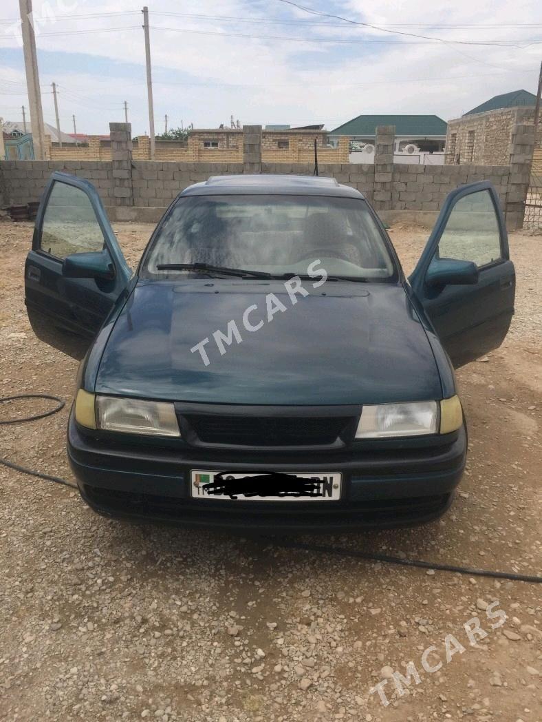 Opel Vectra 1995 - 30 000 TMT - Balkanabat - img 2