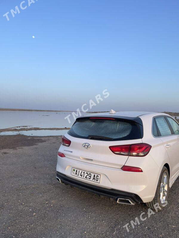 Hyundai Elantra 2018 - 225 000 TMT - Aşgabat - img 2