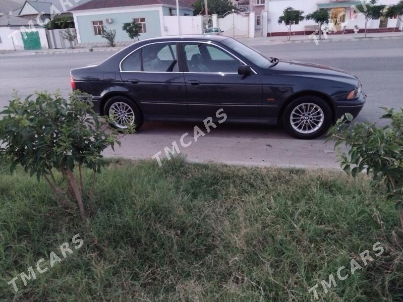 BMW E39 2002 - 100 000 TMT - Balkanabat - img 3