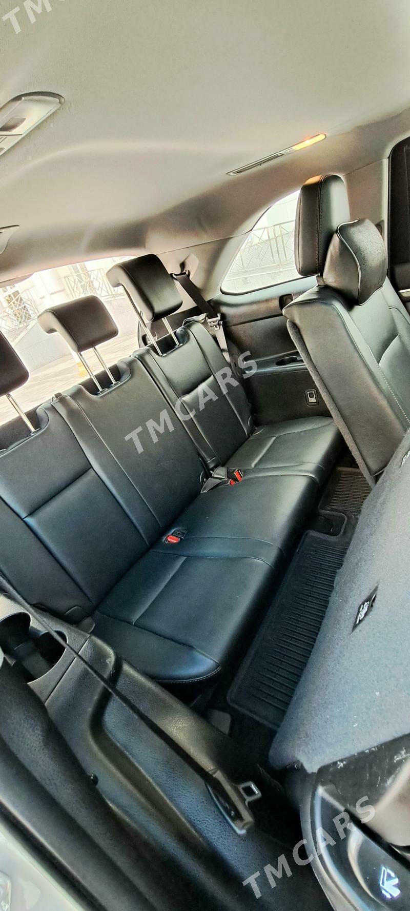 Toyota Highlander 2019 - 570 000 TMT - Ашхабад - img 6