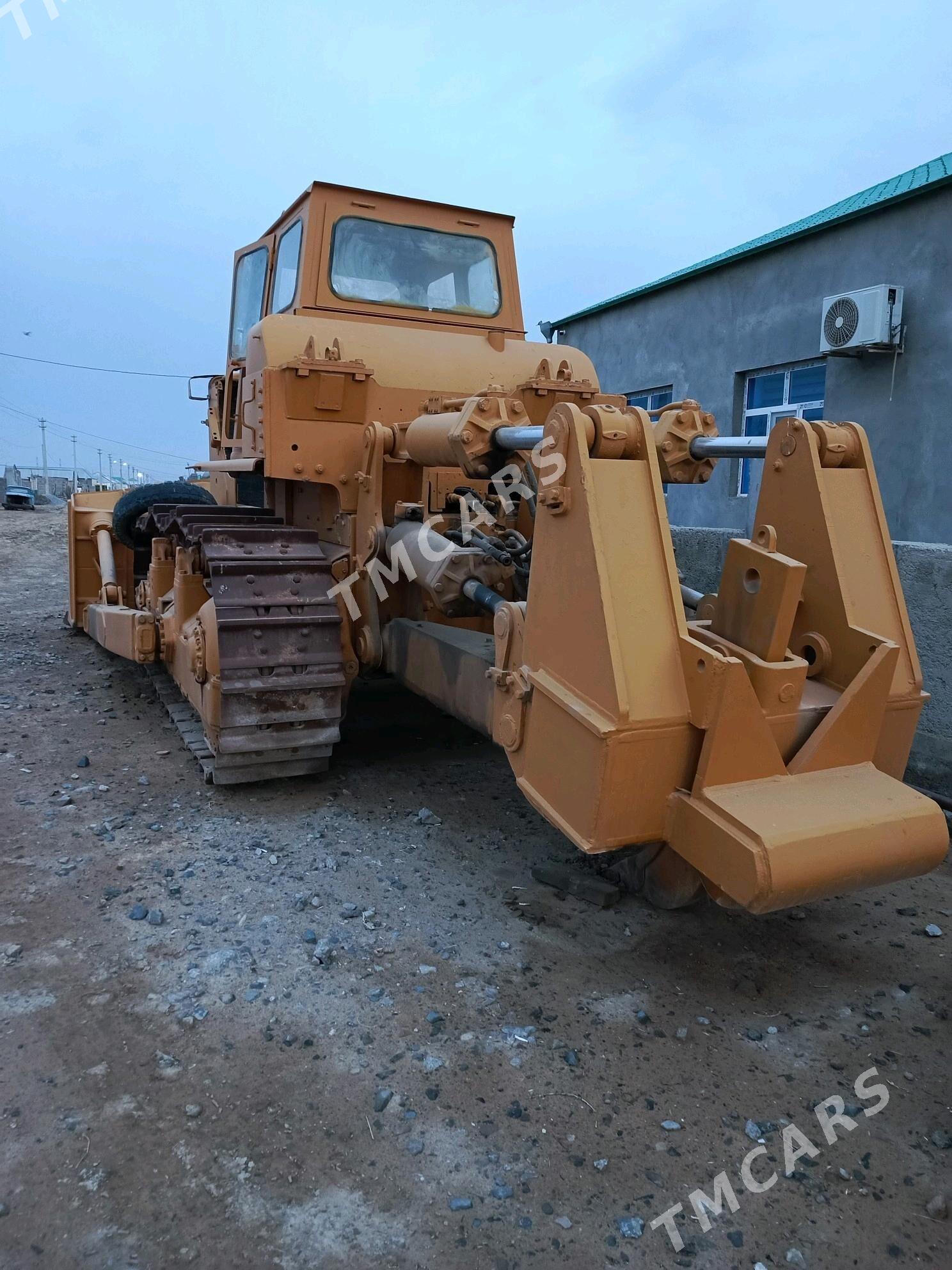 Caterpillar Dozer 1997 - 250 000 TMT - Ак-Бугдайский этрап - img 3