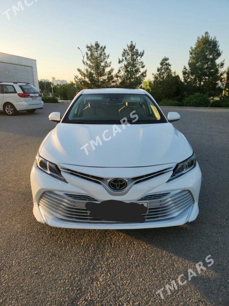 Toyota Camry 2018 - 355 000 TMT - Ашхабад - img 2