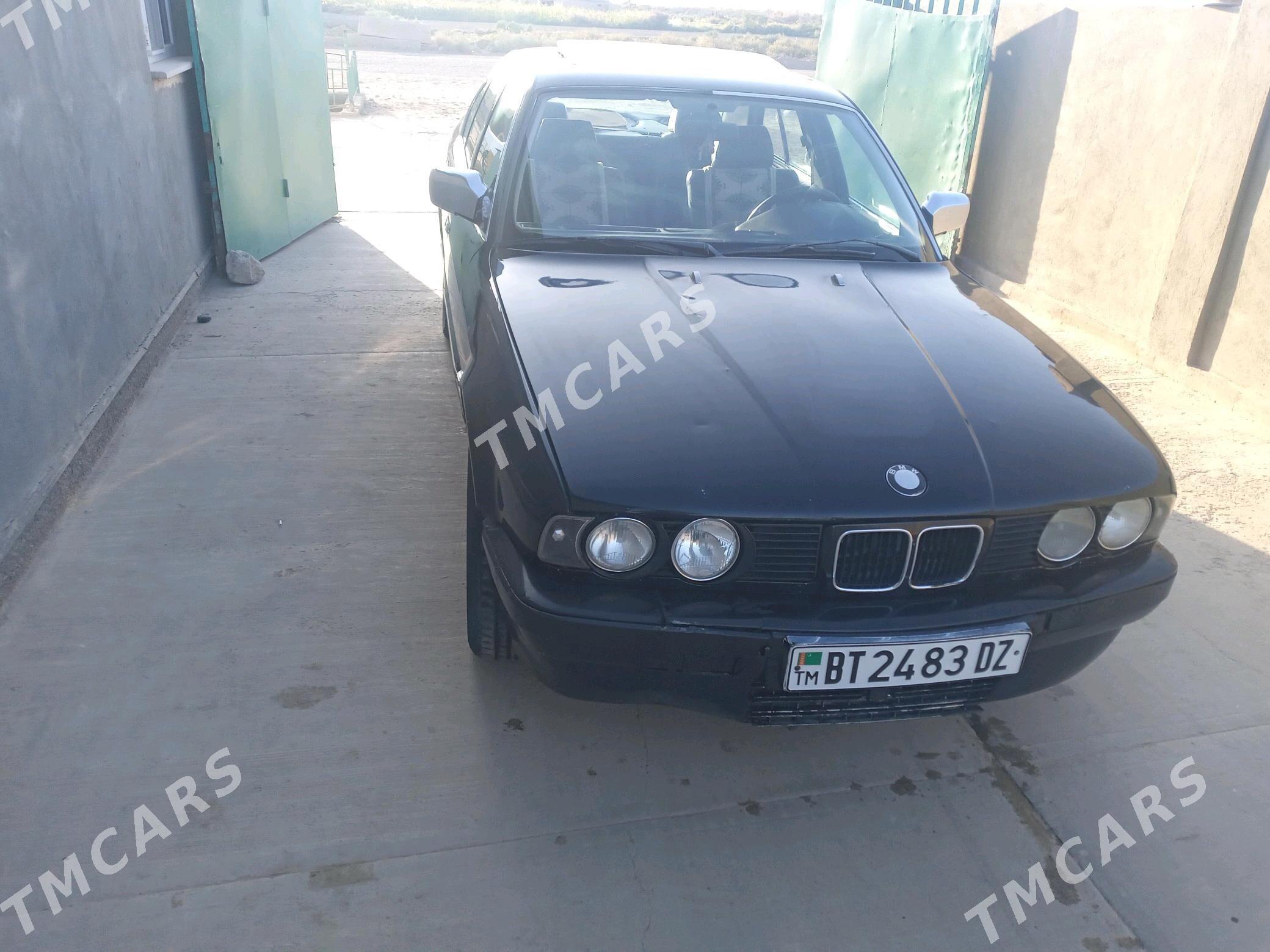 BMW 530 1990 - 25 000 TMT - Акдепе - img 2