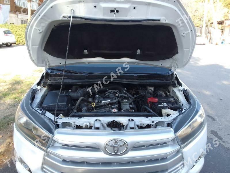 Toyota Innova 2020 - 280 000 TMT - Ашхабад - img 7