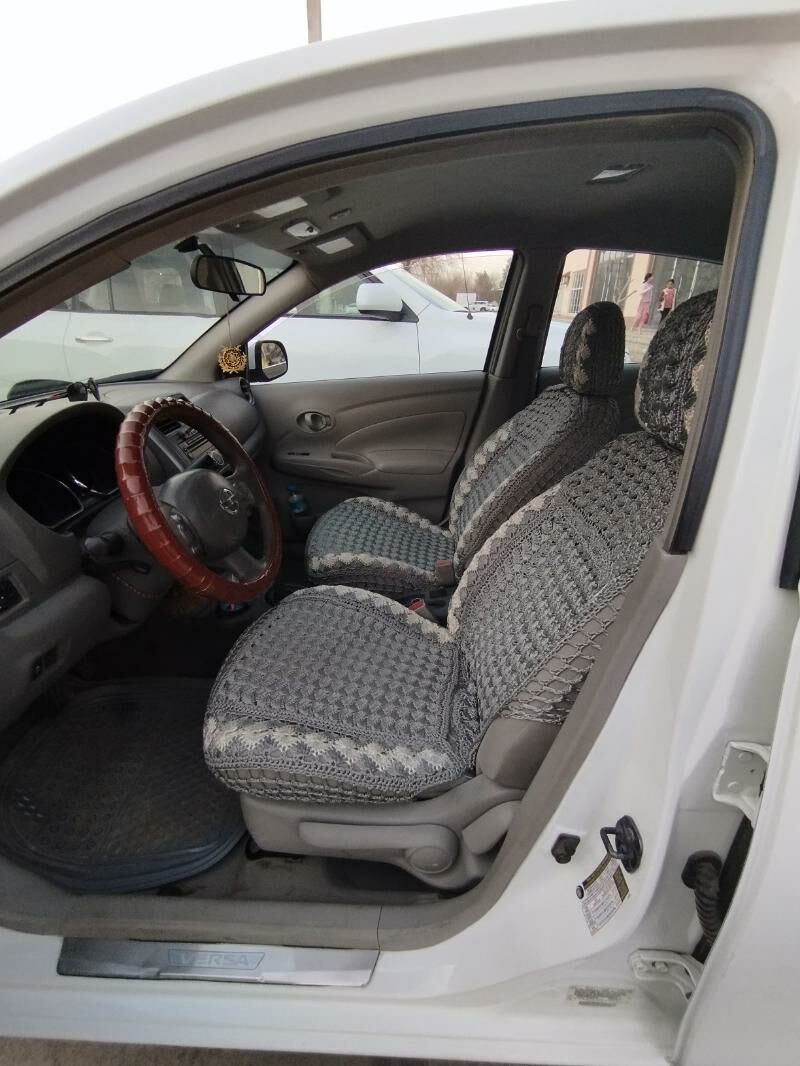 Nissan Versa 2011 - 90 000 TMT - Сакарчага - img 7