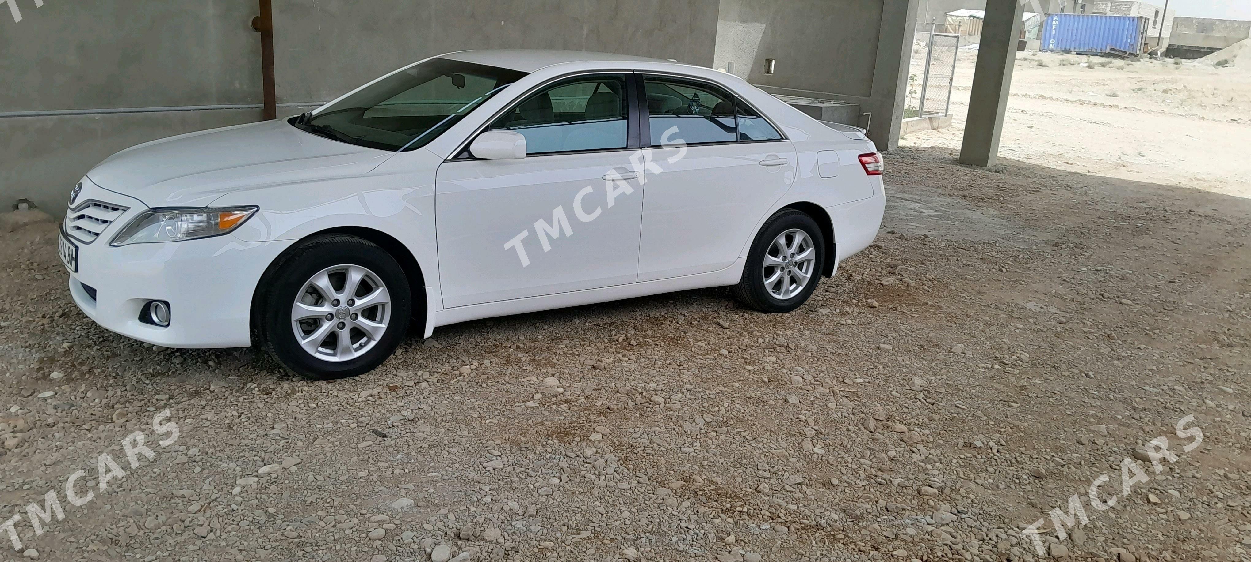 Toyota Camry 2011 - 175 000 TMT - Балканабат - img 2