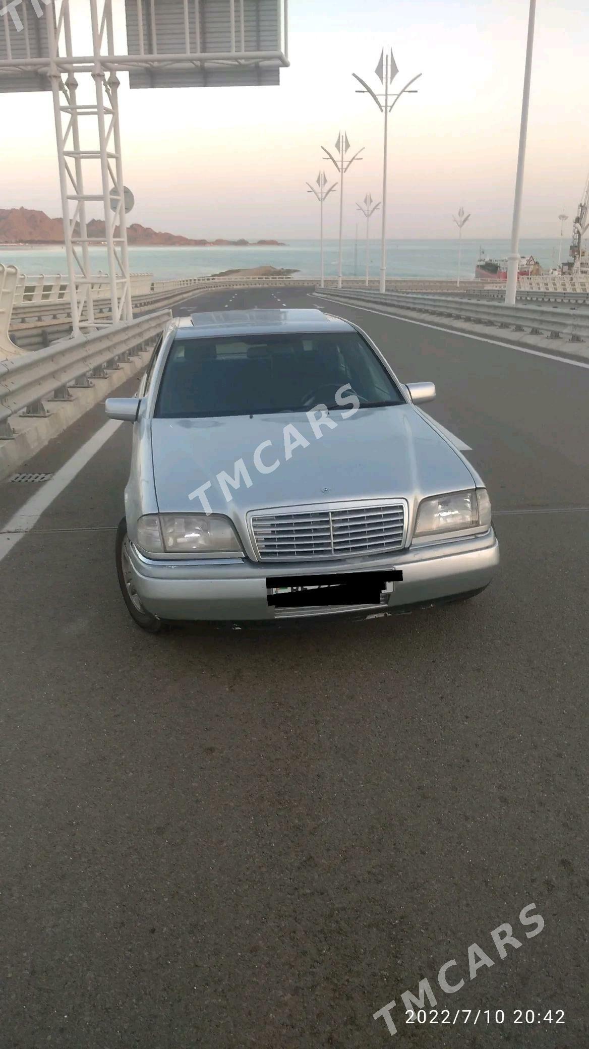 Mercedes-Benz C250 1996 - 33 000 TMT - Balkanabat - img 4