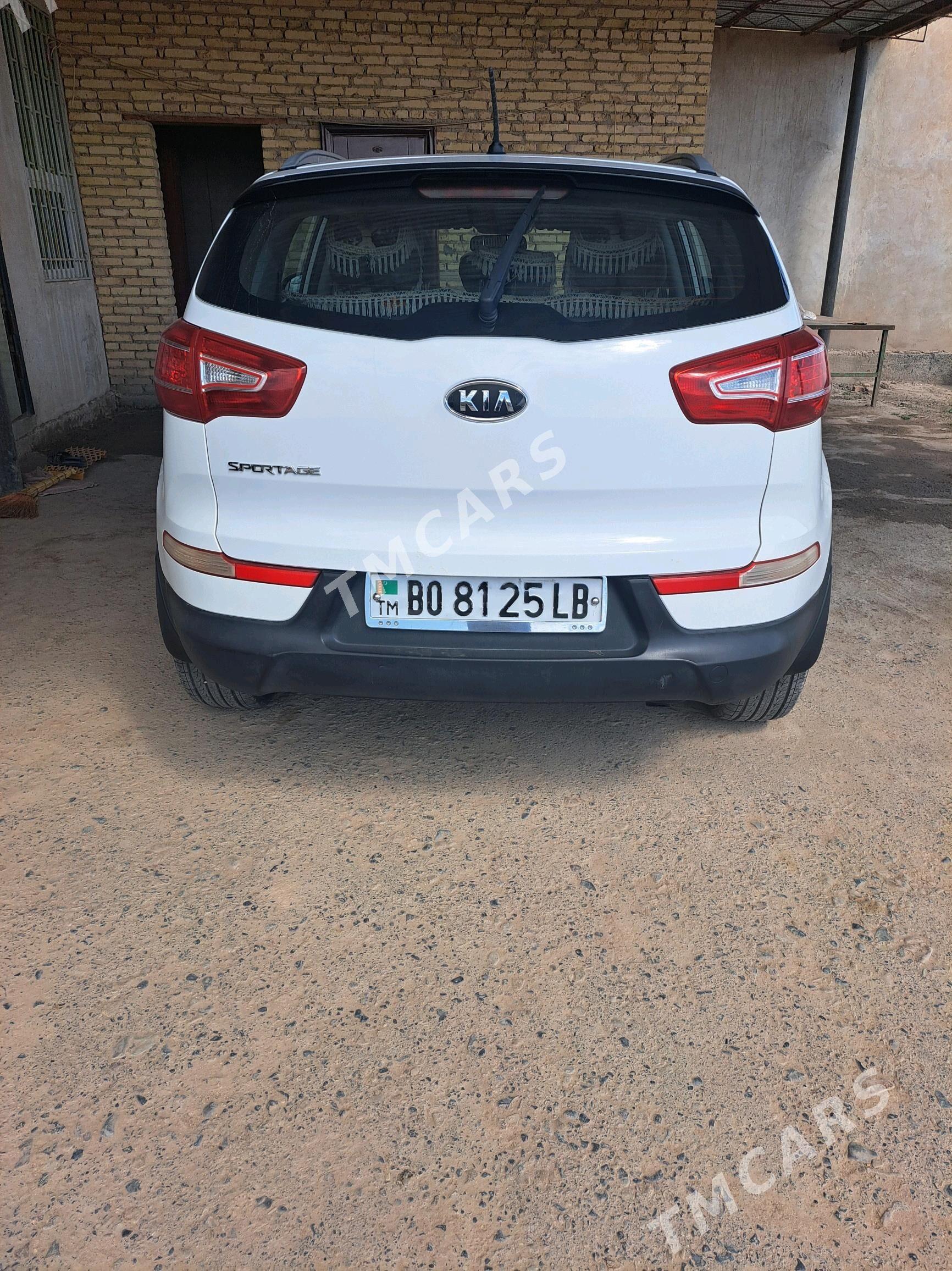 Kia Sportage 2012 - 180 000 TMT - Дянев - img 4