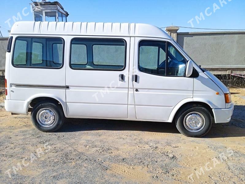 Ford Transit Connect 2009 - 70 000 TMT - Kaka - img 3