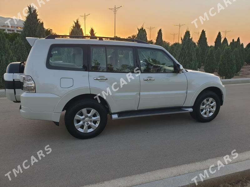 Mitsubishi Pajero 2015 - 312 000 TMT - Aşgabat - img 3