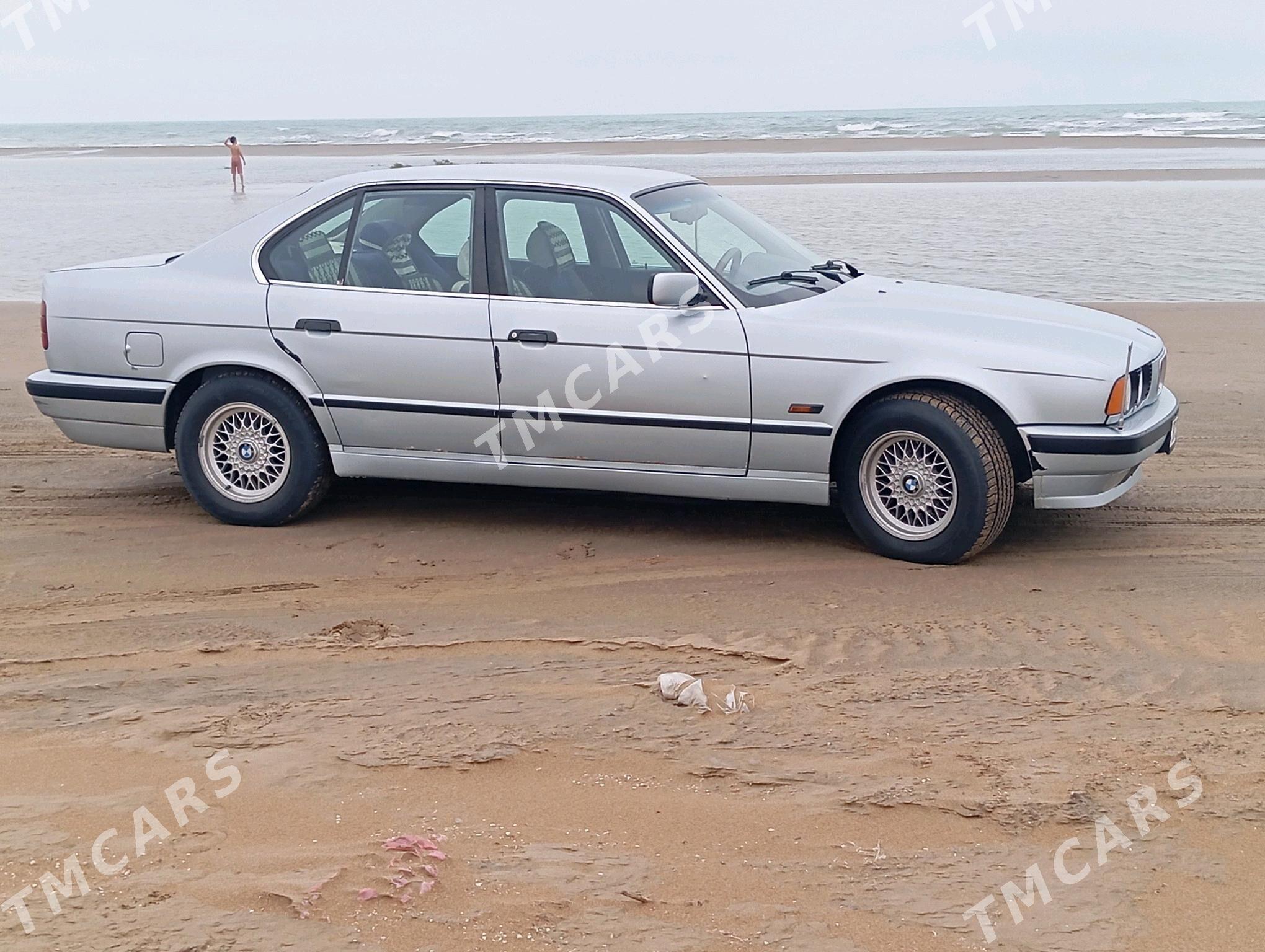 BMW 525 1995 - 60 000 TMT - Балканабат - img 2