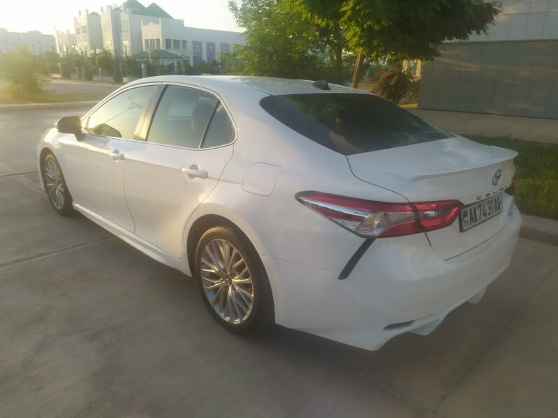 Toyota Camry 2018 - 299 000 TMT - Ашхабад - img 2