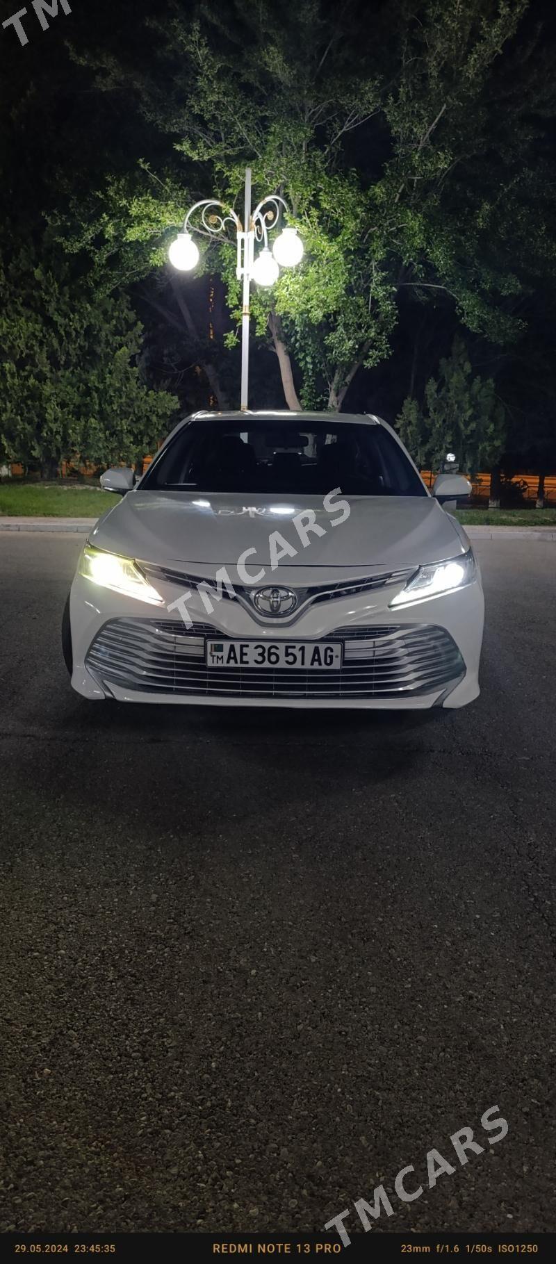 Toyota Camry 2018 - 233 000 TMT - Ашхабад - img 3