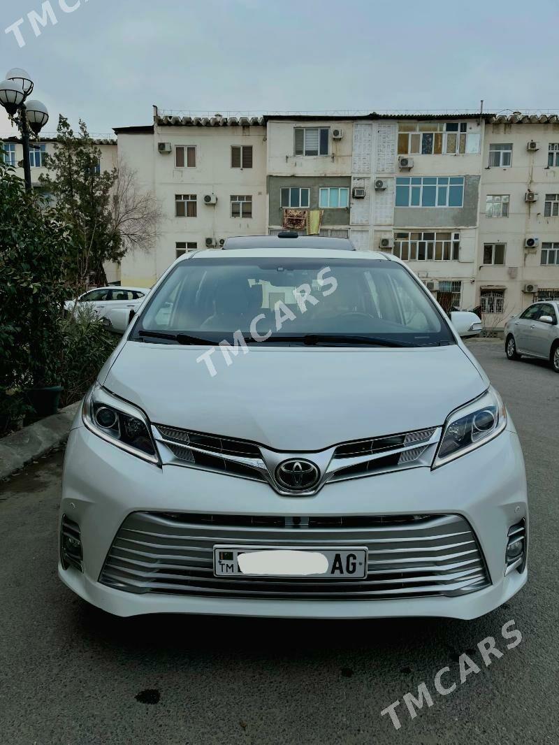 Toyota Sienna 2017 - 545 000 TMT - Ашхабад - img 2