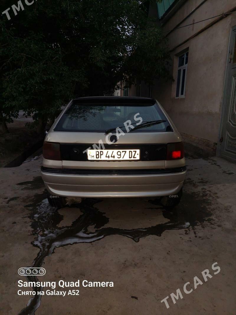 Opel Astra 1993 - 26 000 TMT - Шабатский этрап - img 4