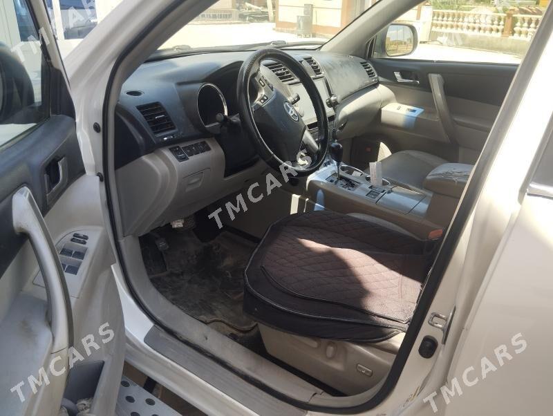 Toyota Highlander 2013 - 320 000 TMT - Чарджоу - img 2