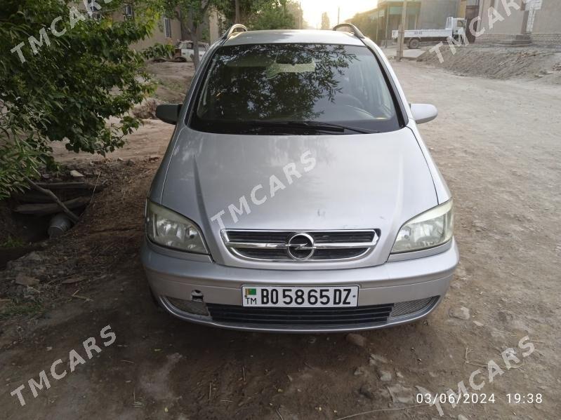 Opel Zafira 2004 - 70 000 TMT - Гурбансолтан Едже - img 6