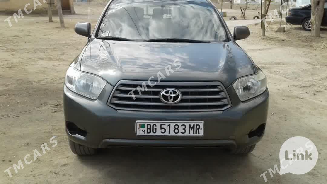 Toyota Highlander 2010 - 300 000 TMT - Ёлётен - img 9