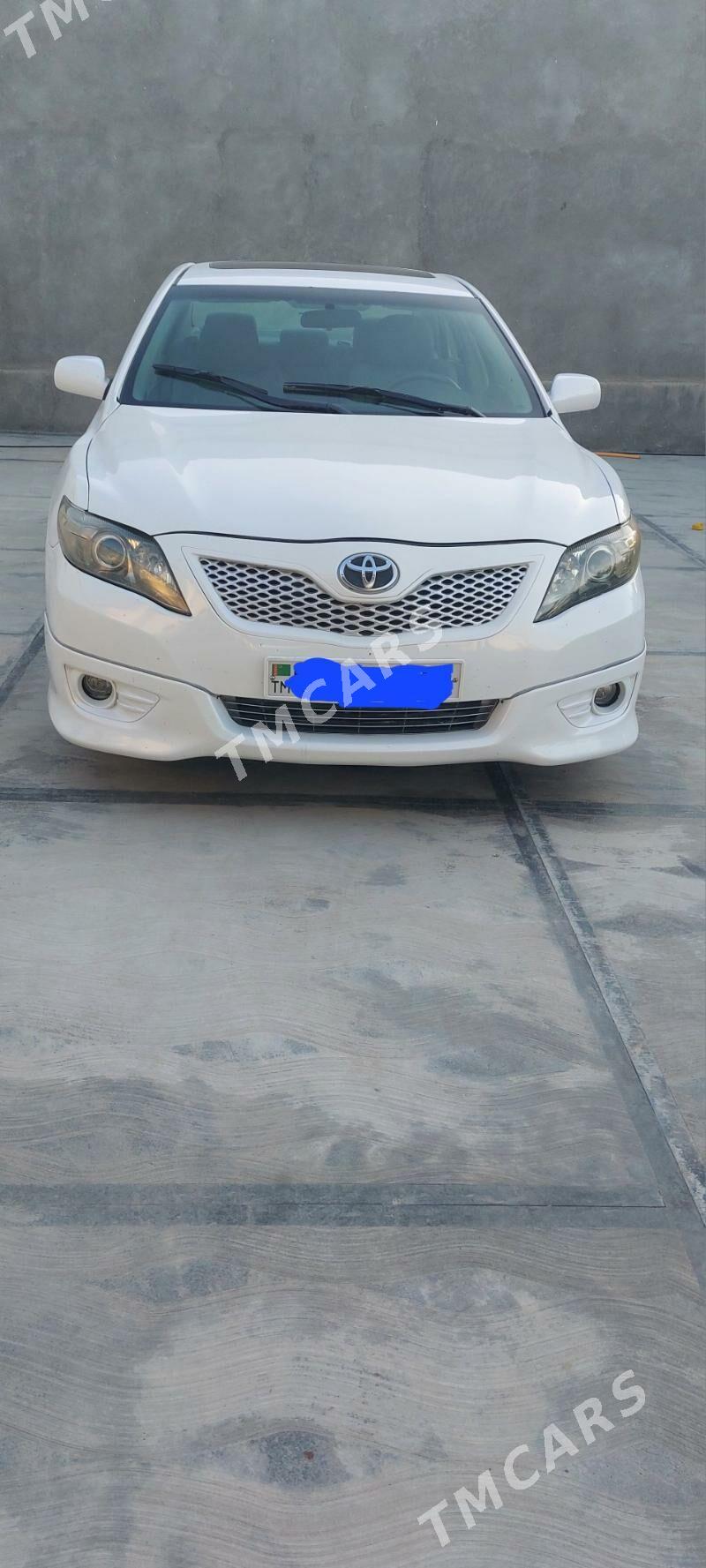 Toyota Camry 2011 - 160 000 TMT - Bagyr - img 4