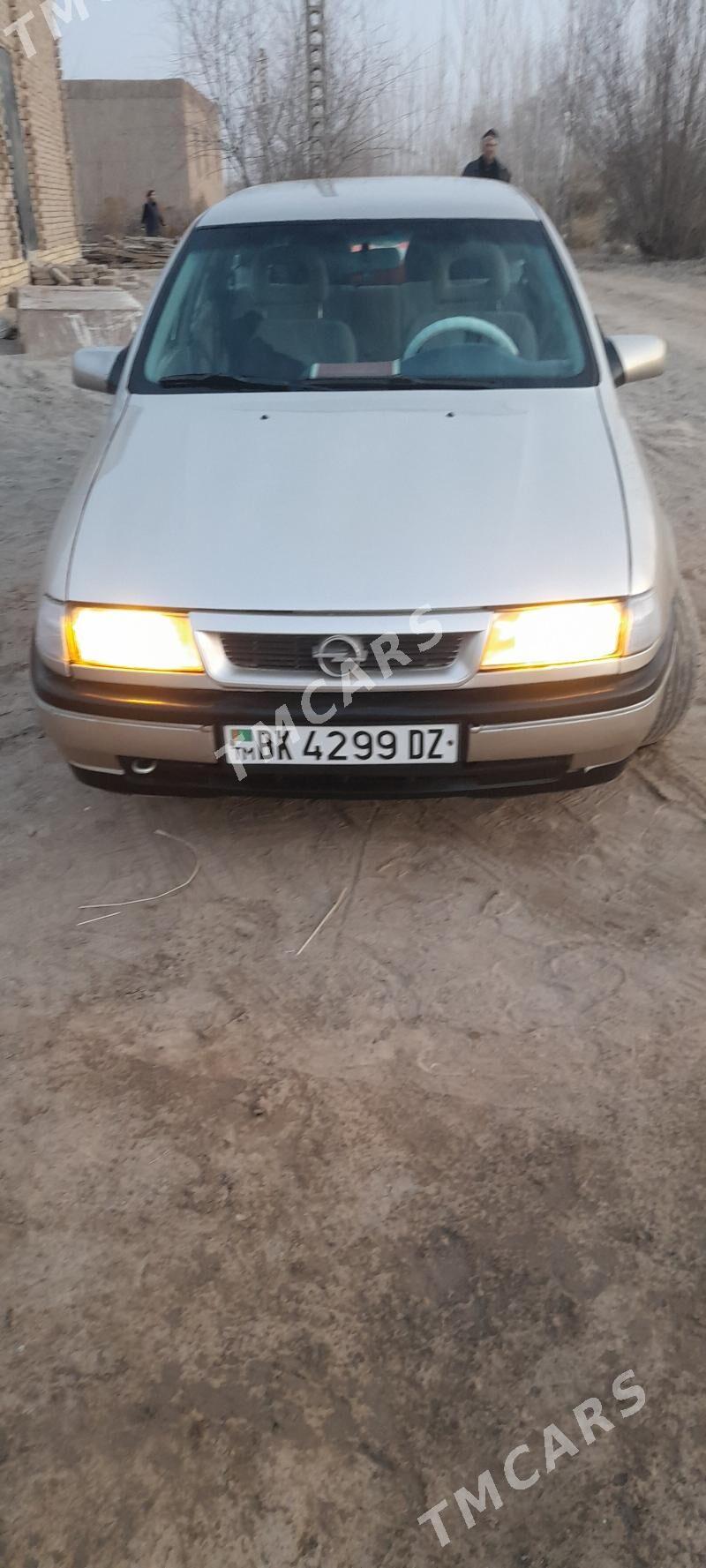 Opel Vectra 1992 - 25 000 TMT - Boldumsaz - img 7