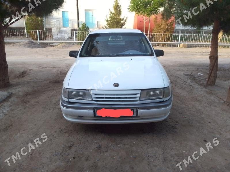 Opel Vectra 1992 - 25 000 TMT - Farap - img 2