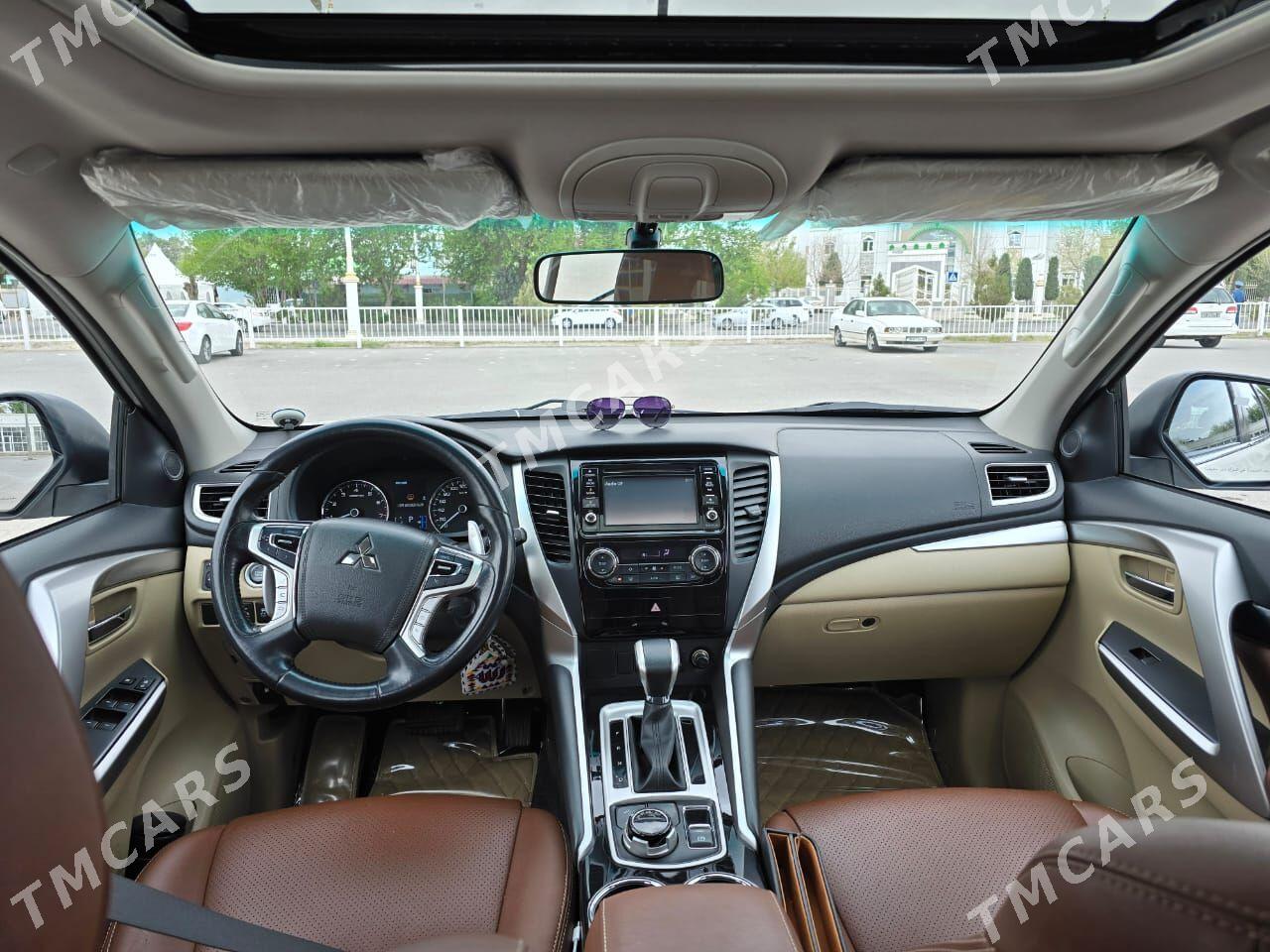 Mitsubishi Montero Sport 2019 - 350 000 TMT - Хитровка - img 3