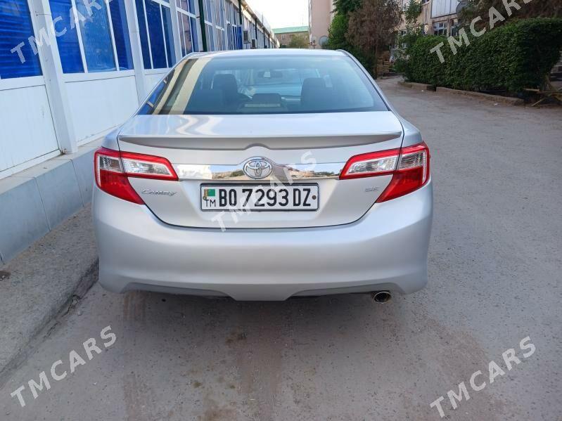 Toyota Camry 2013 - 190 000 TMT - Şabat etr. - img 2