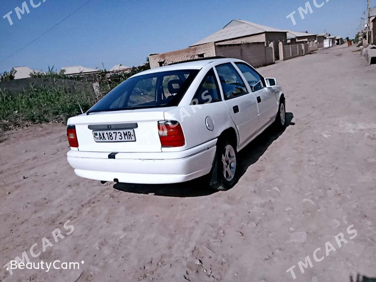 Opel Vectra 1993 - 20 000 TMT - Mary - img 4