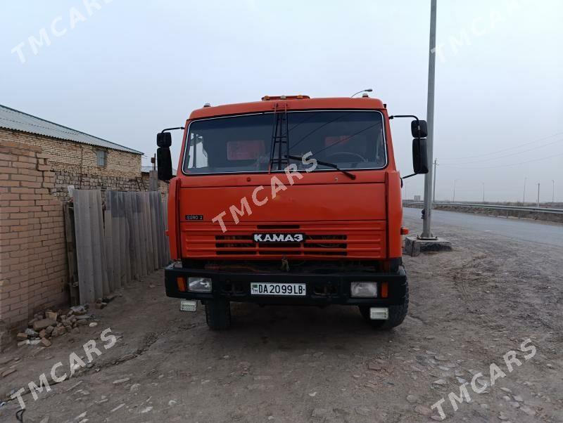 Kamaz Euro 3 2003 - 170 000 TMT - Фарап - img 4