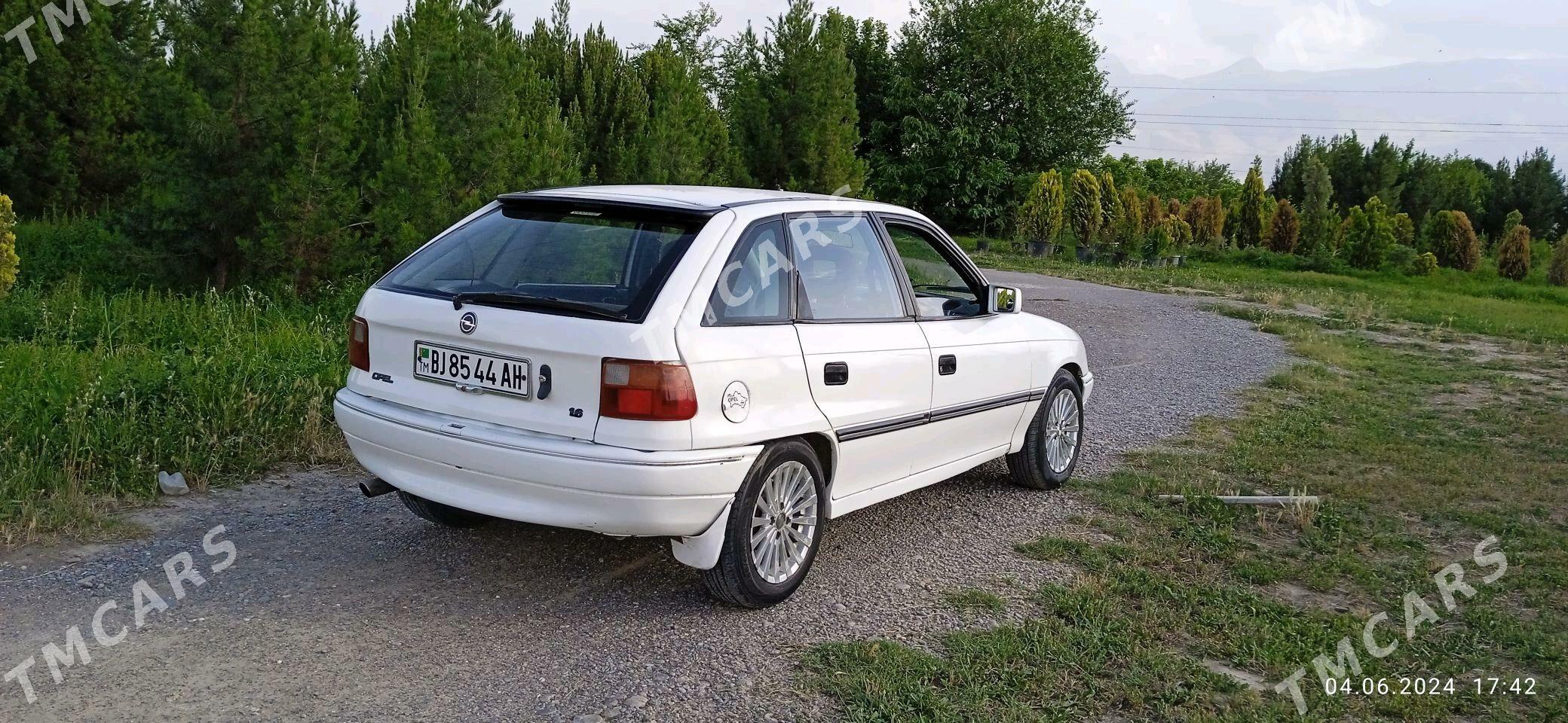Opel Astra 1992 - 30 000 TMT - Анев - img 2