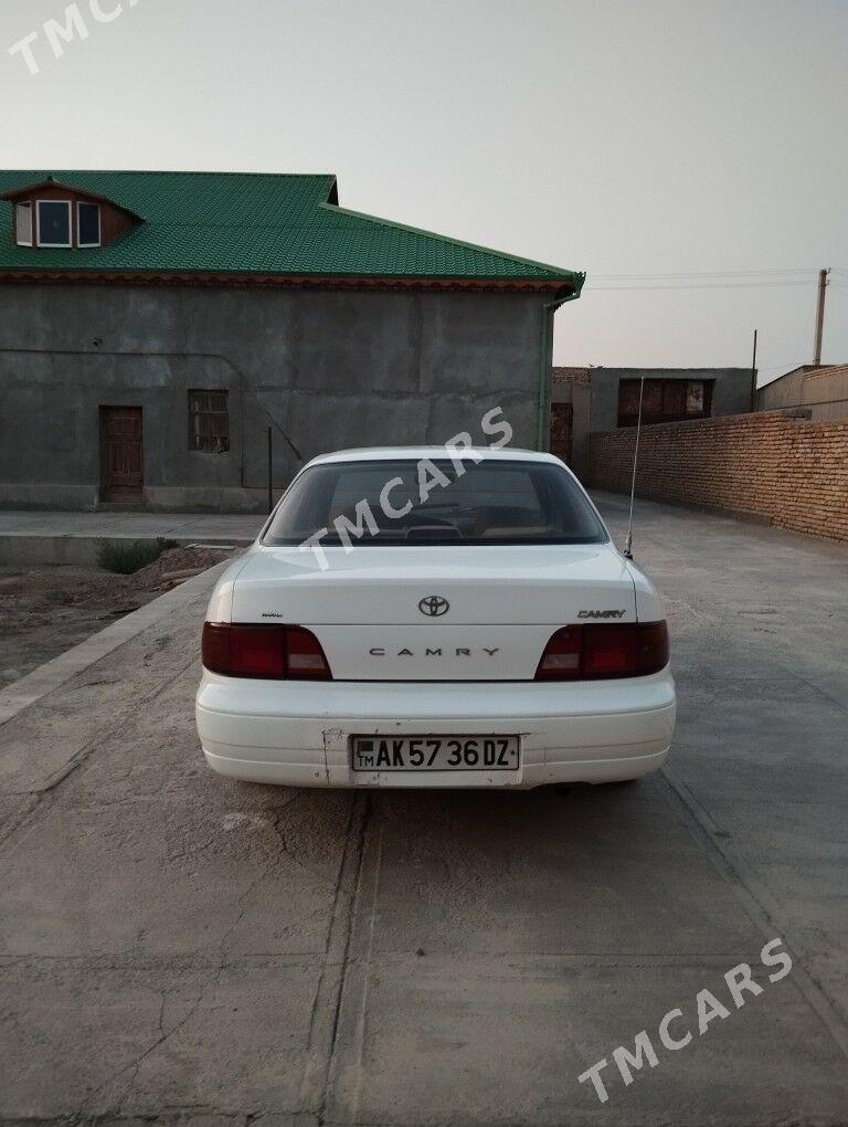 Toyota Camry 1995 - 57 000 TMT - Akdepe - img 2