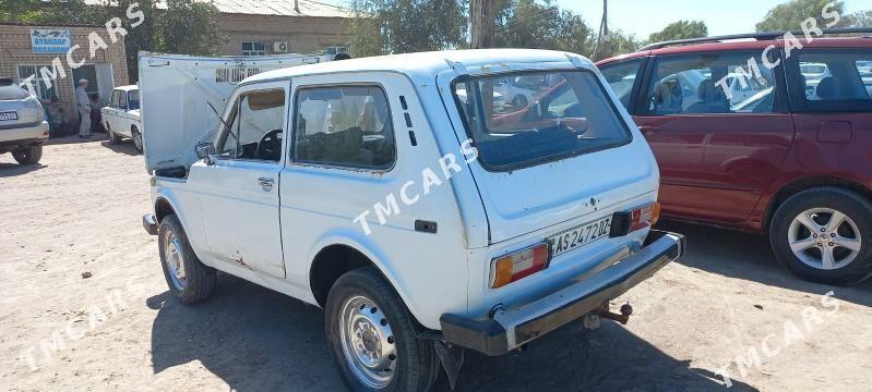 Lada Niva 1981 - 13 000 TMT - Кёнеургенч - img 3
