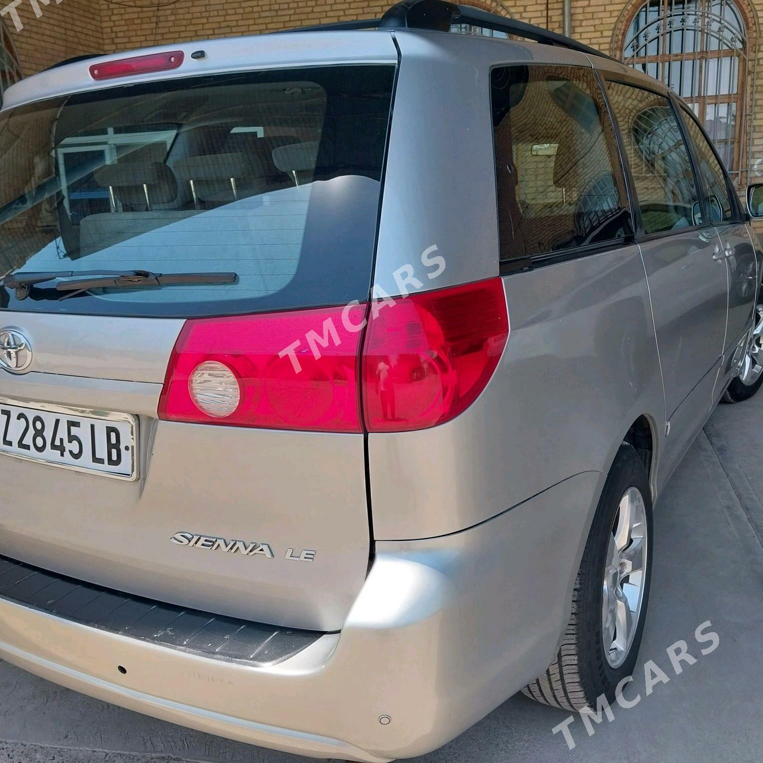 Toyota Sienna 2007 - 185 000 TMT - Türkmenabat - img 3