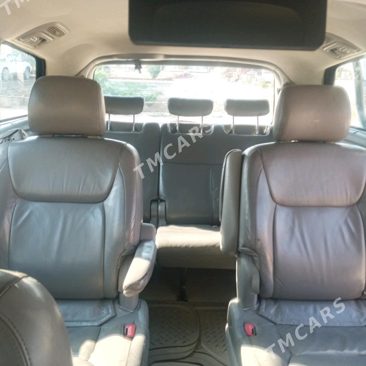 Toyota Sienna 2004 - 190 000 TMT - Mary - img 8