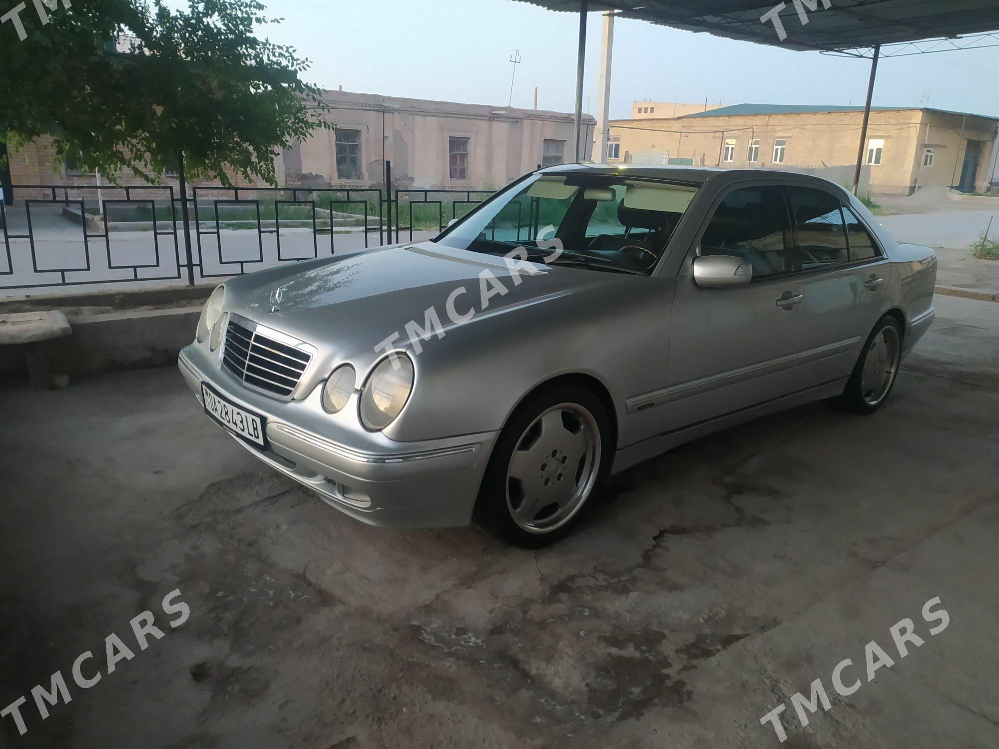 Mercedes-Benz E430 2002 - 135 000 TMT - Türkmenabat - img 2