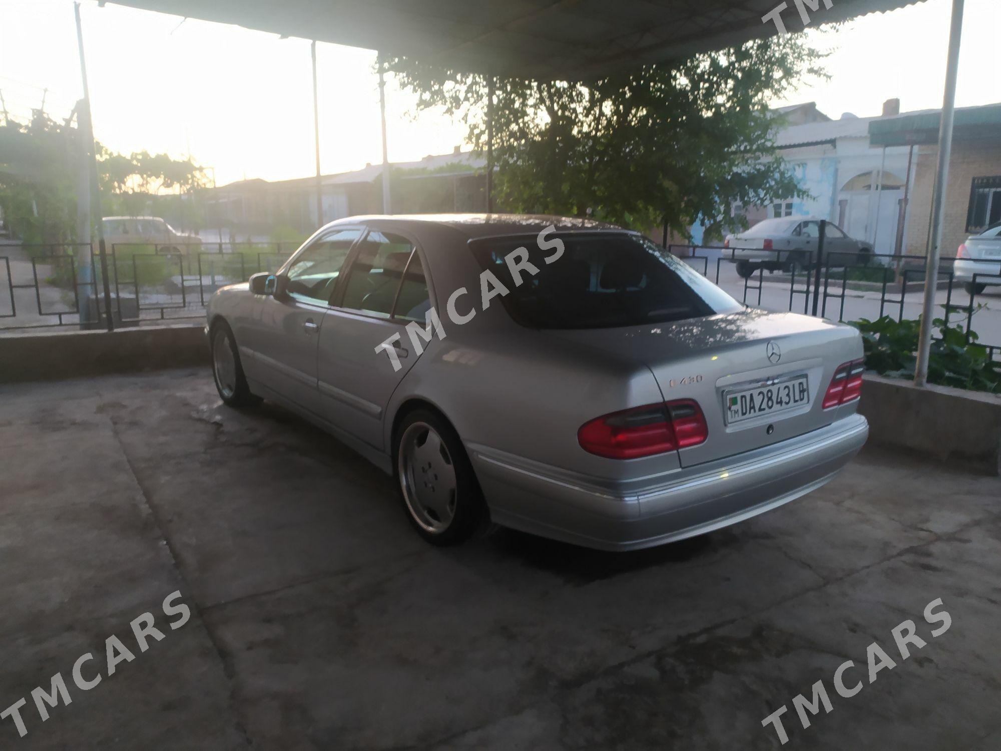 Mercedes-Benz E430 2002 - 135 000 TMT - Türkmenabat - img 4