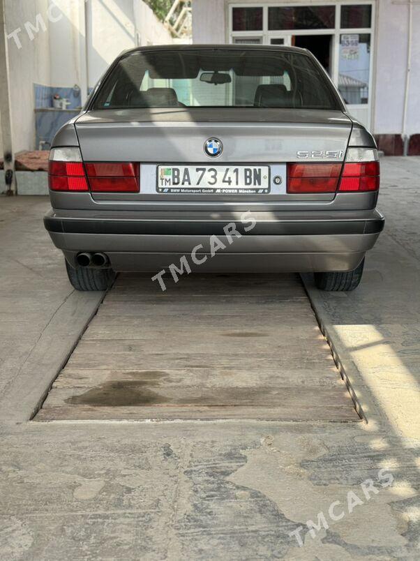BMW 525 1995 - 70 000 TMT - Balkanabat - img 8