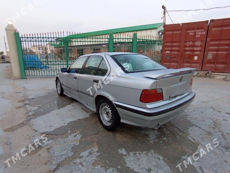 BMW 320 1992 - 25 000 TMT - Garabogaz - img 6