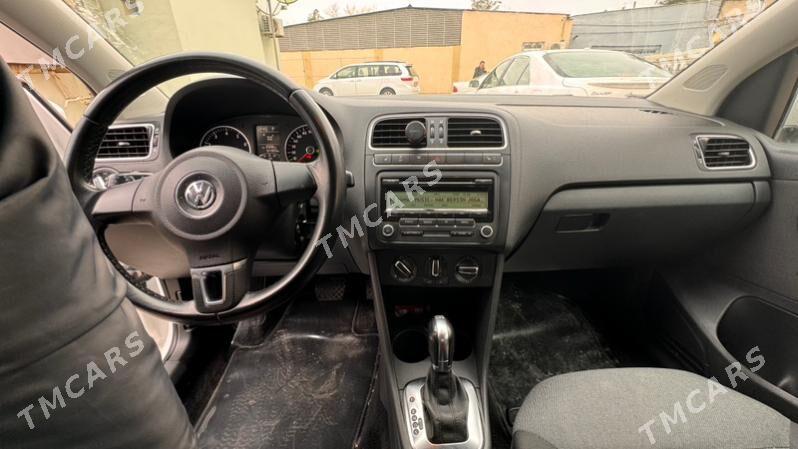 Volkswagen Polo 2010 - 125 000 TMT - Ашхабад - img 3