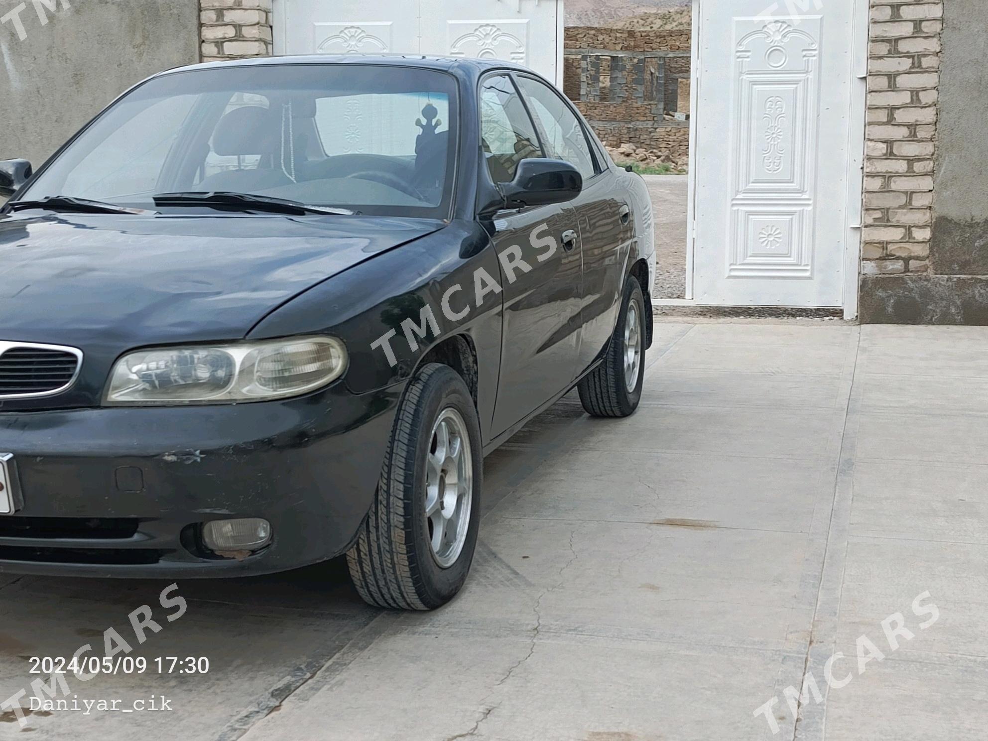 Daewoo Nubira 1998 - 25 000 TMT - Магданлы - img 2