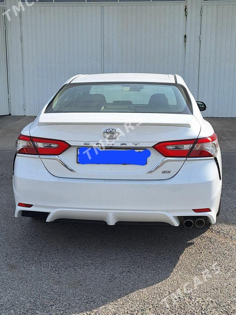 Toyota Camry 2018 - 300 000 TMT - Багир - img 6