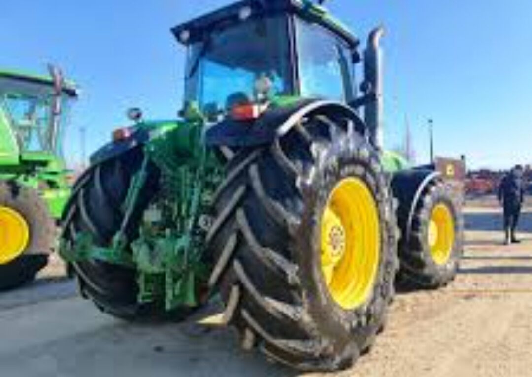 Traktor teker John Deere 41 000 TMT - Бедев - img 1