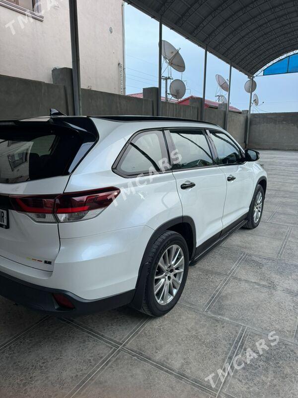 Toyota Highlander 2019 - 410 000 TMT - Мары - img 3