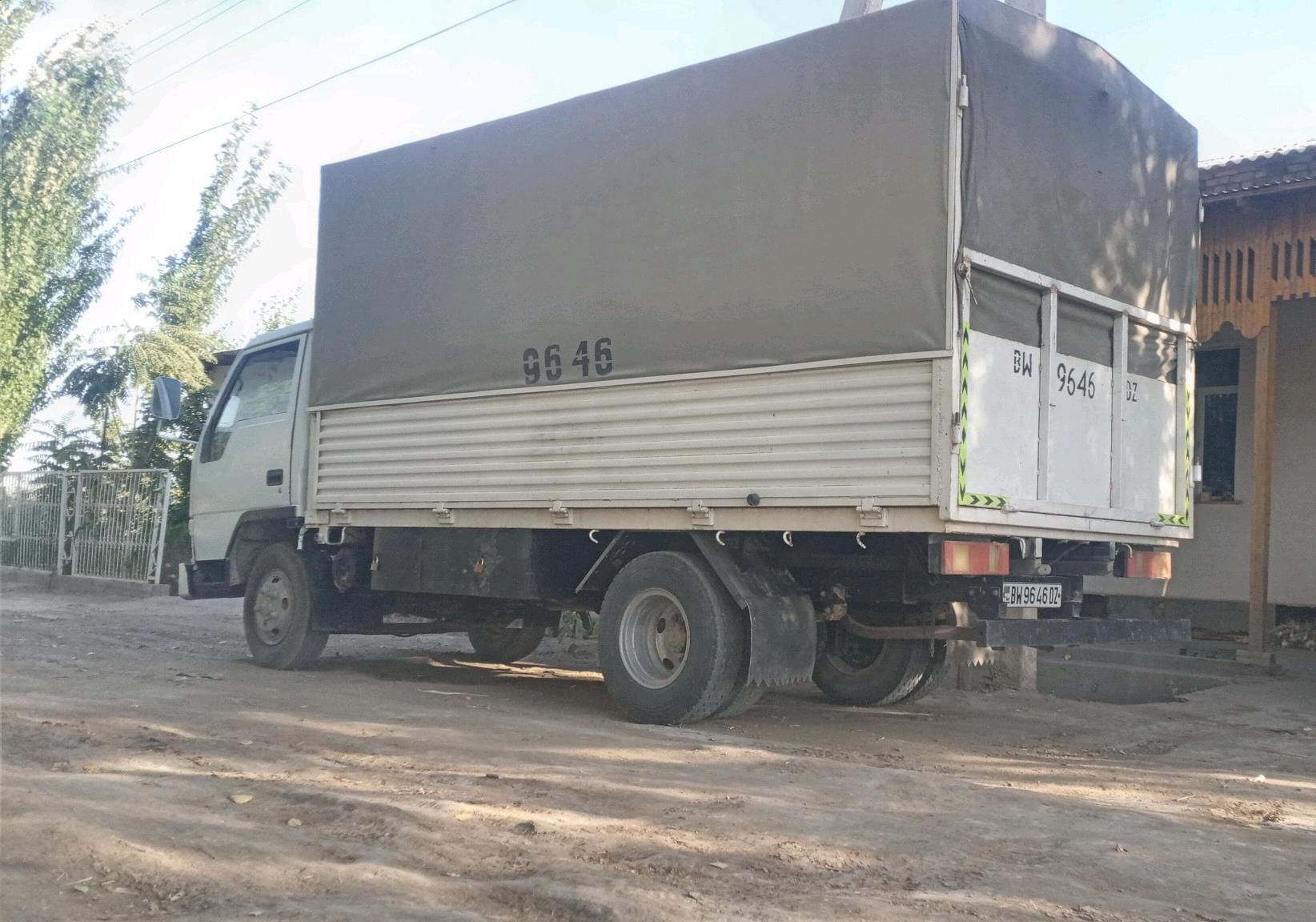 Mitsubishi Canter 2005 - 190 000 TMT - Гурбансолтан Едже - img 3