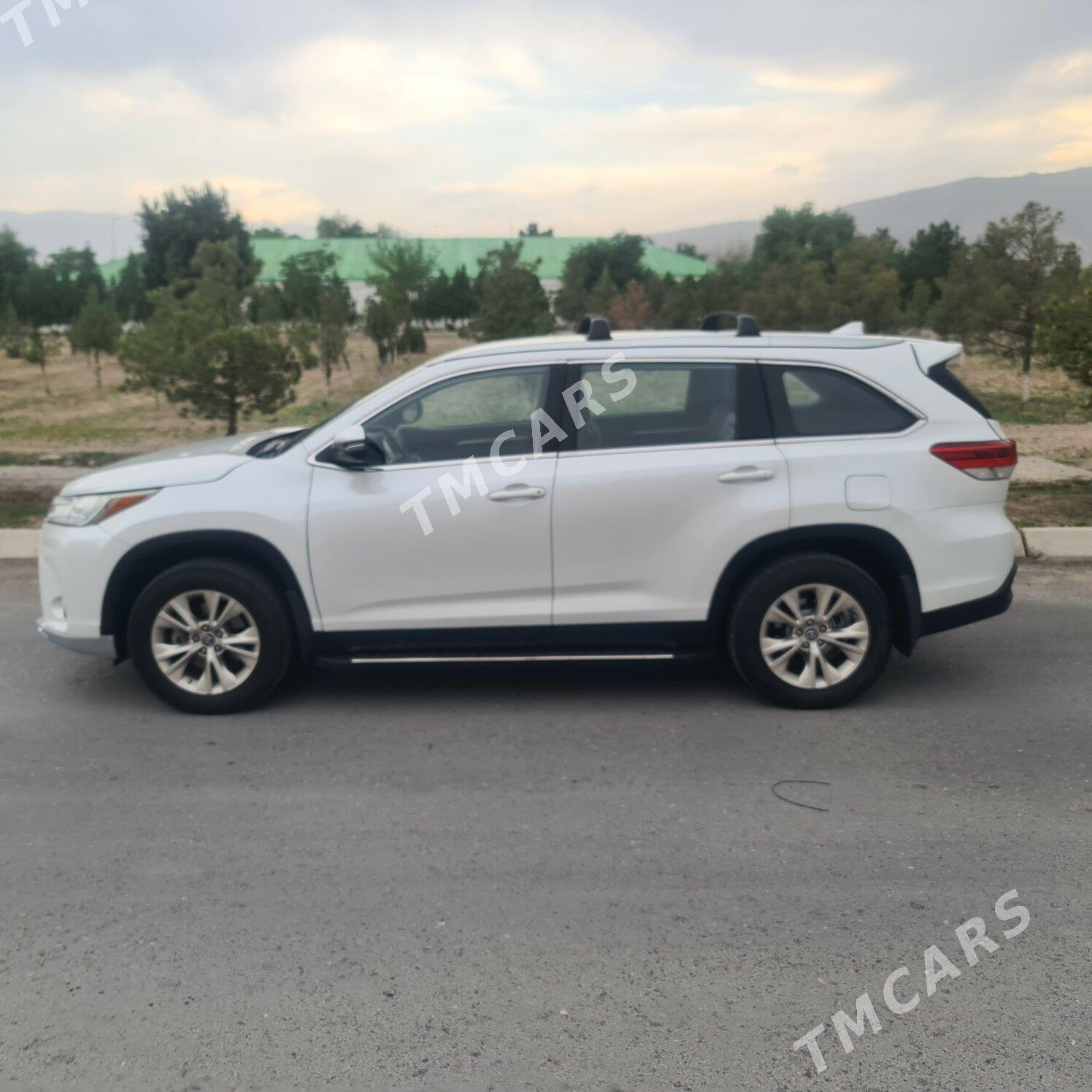 Toyota Highlander 2019 - 390 000 TMT - Ашхабад - img 4