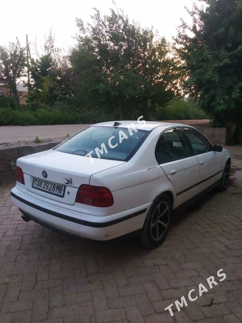 BMW 5 Series 1999 - 65 000 TMT - Ýolöten - img 3