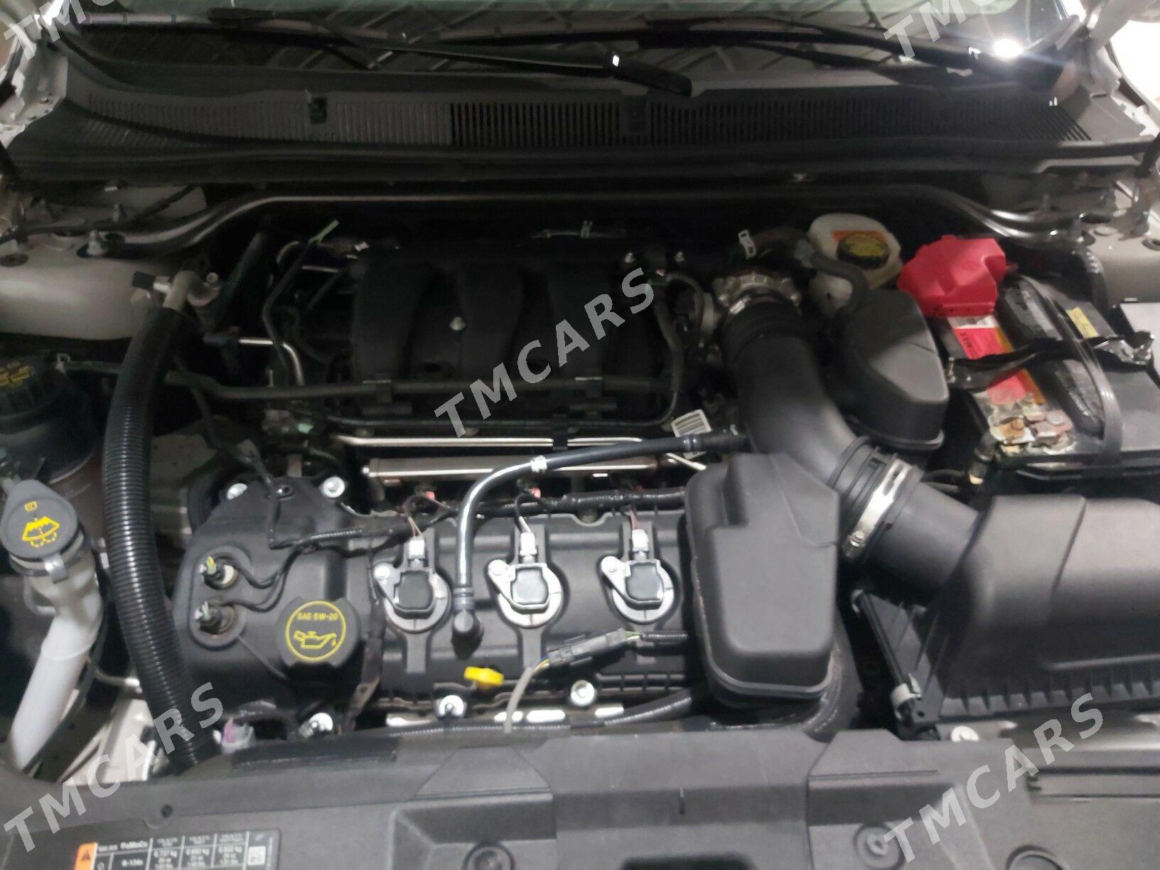 Ford Taurus 2018 - 290 000 TMT - Ашхабад - img 4