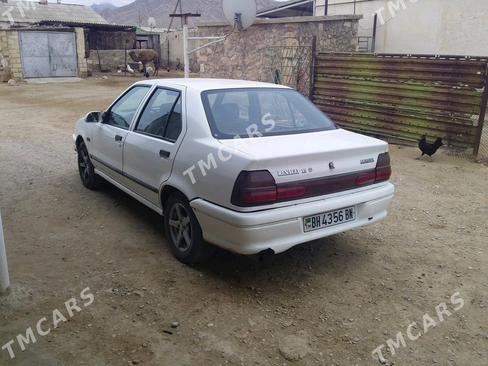 Renault Europa 19 1998 - 15 000 TMT - Jebel - img 2