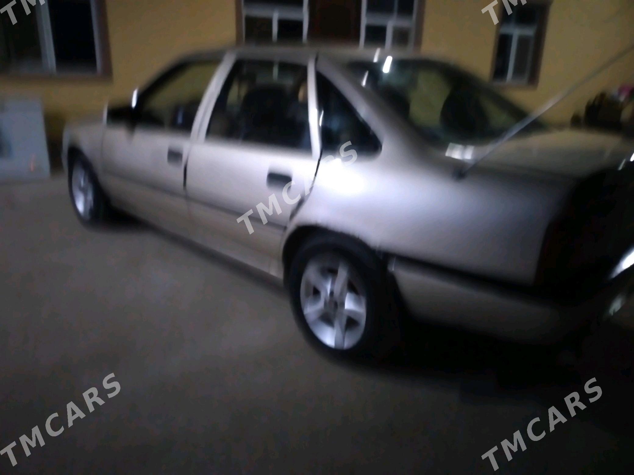 Opel Vectra 1991 - 30 000 TMT - Wekilbazar - img 2