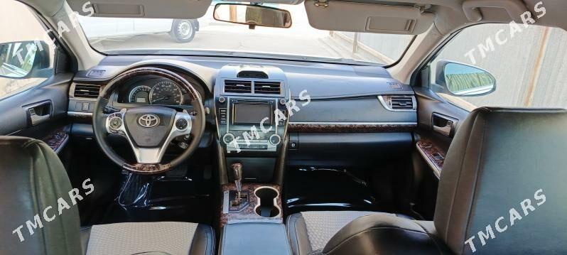 Toyota Camry 2014 - 200 000 TMT - Мары - img 5